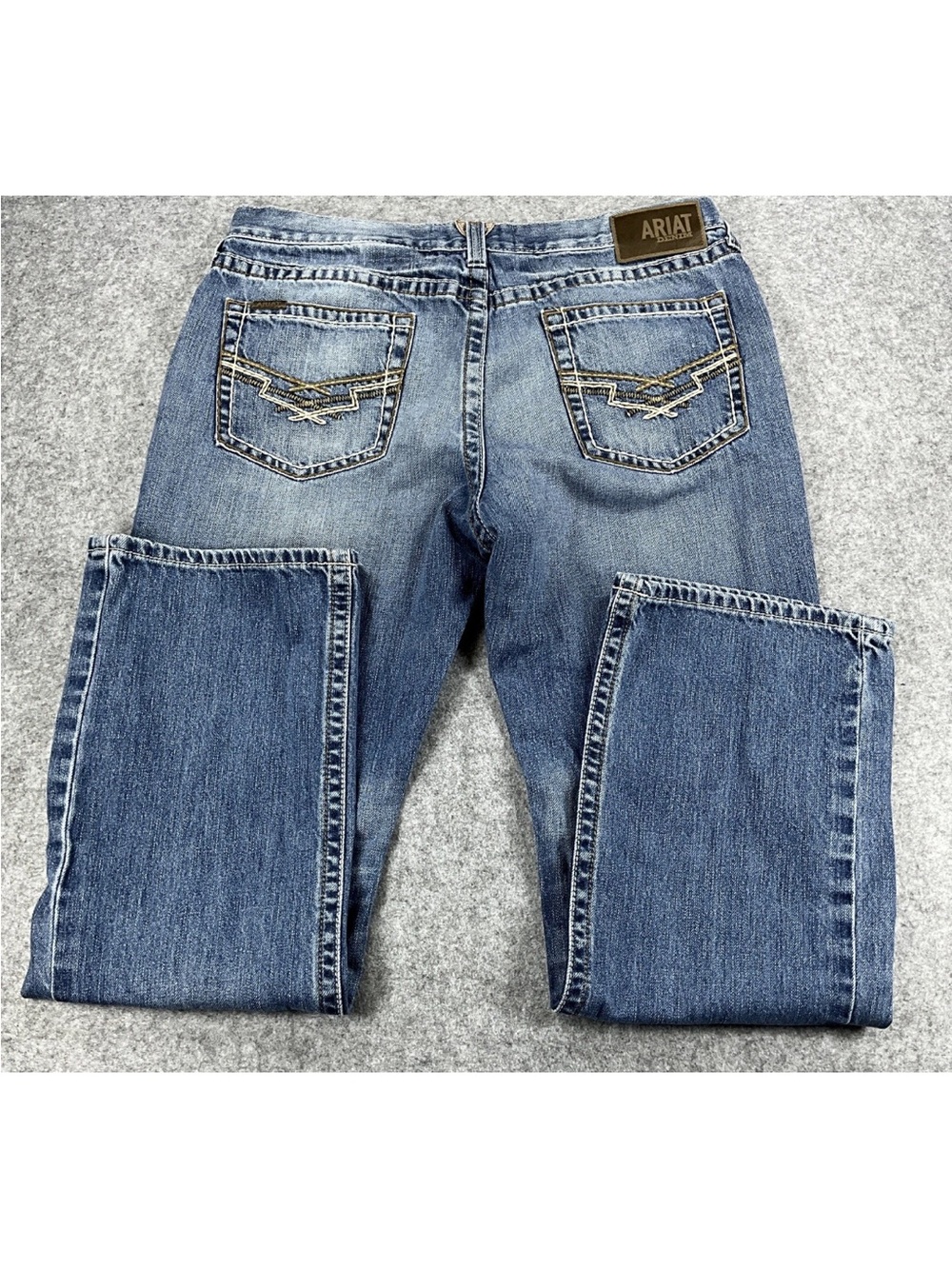 Ariat Mens Jeans Straight Fit Leg M5 33x32 Denim Western Cowboy Work EUC - Picture 9 of 13